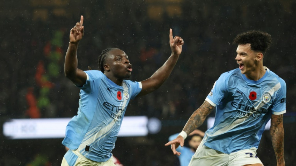 Angleterre: Manchester City corrige Liverpool et menace Arsenal