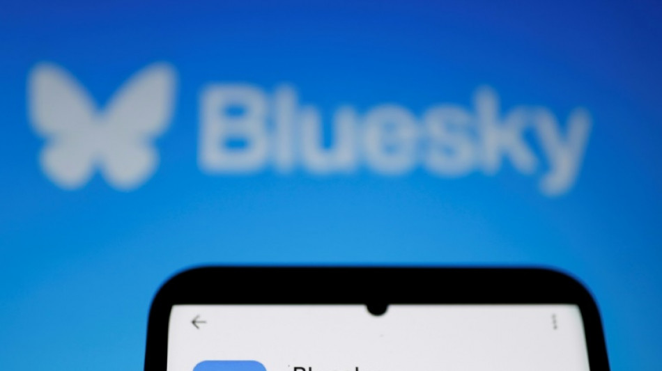 X-Konkurrent Bluesky führt blauen Verifizierungshaken ein