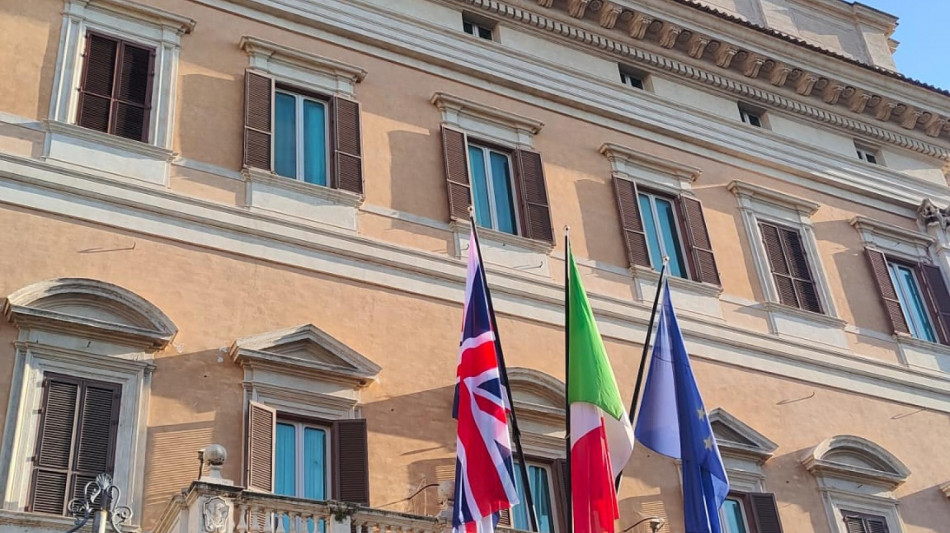 Via libera della Camera alla fiducia al decreto Albania