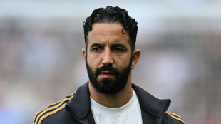 Manchester United cai na Copa da Liga para time da 4ª divisão