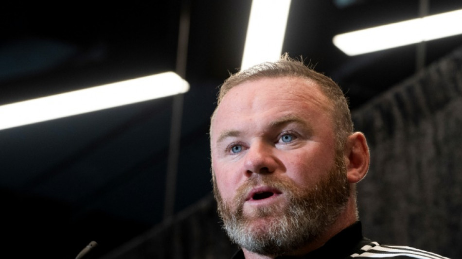 Ap&oacute;s s&eacute;rie de maus resultados, Birmingham demite Rooney como treinador