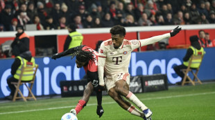 Bayern empata sem gols com Leverkusen e mant&eacute;m vantagem na lideran&ccedil;a