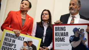 EEUU insiste en negarse a "facilitar" regreso de migrante desde El Salvador