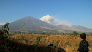Equipes de emerg&ecirc;ncia tentam resgatar brasileira na Indon&eacute;sia