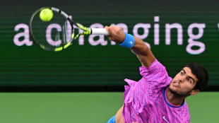 Alcaraz frena a Sinner y reeditar&aacute; final de Indian Wells con Medvedev