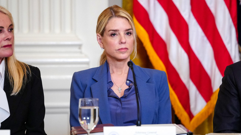 Trump silura l'Attorney general Pam Bondi