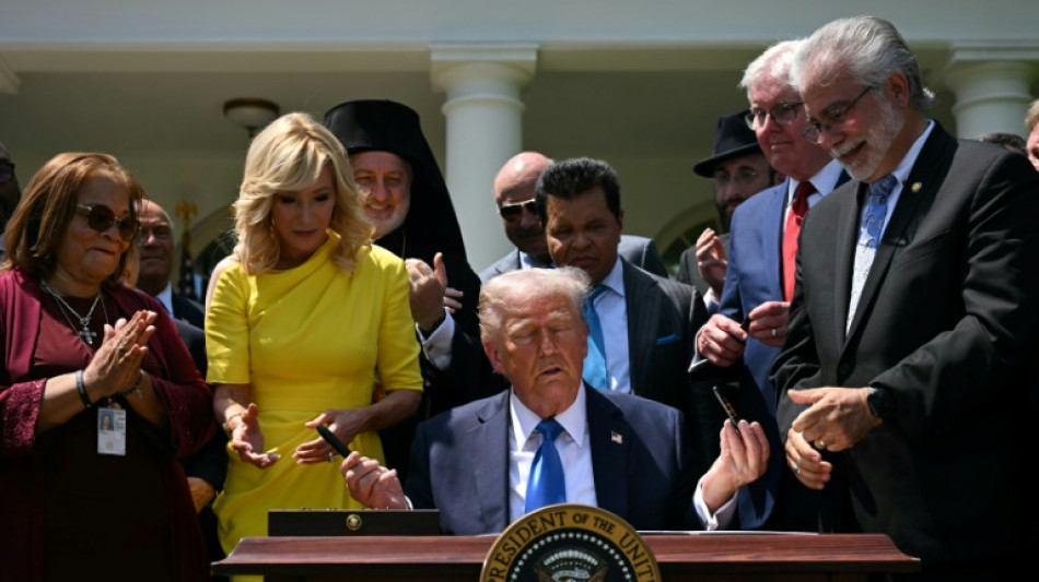 Trump dice que un acuerdo de paz en Ucrania le ayudar&iacute;a a "ir al cielo"