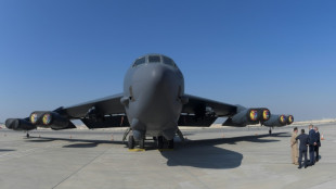 Un avi&oacute;n de l&iacute;nea evita por poco un choque con un bombardero B-52 en EEUU