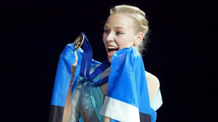 Petrokina dazzles with European figure skating title