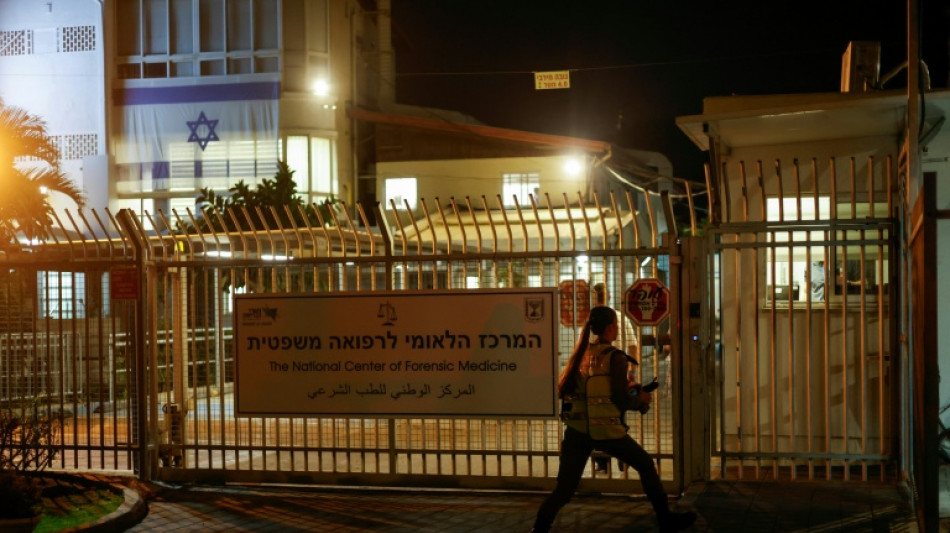 Quatro cadáveres de reféns mantidos em Gaza foram entregues ao Exército israelense