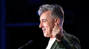 Alan Cumming gibt Ehrenorden aus Protest gegen britische Monarchie zur&uuml;ck