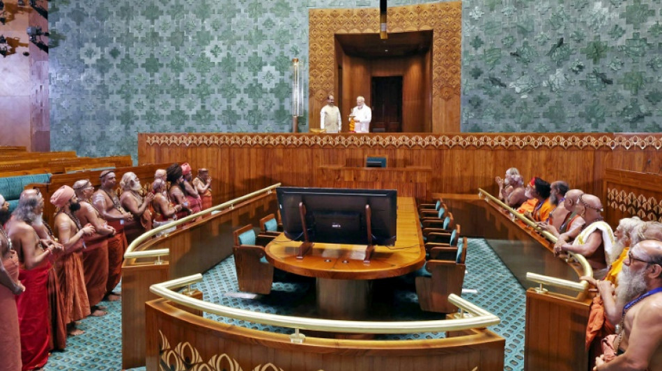 Inde: inauguration par Modi du nouveau si&egrave;ge du Parlement, boycott&eacute;e par l'opposition