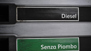 Mimit, prezzo benzina sale a 1,951 euro al litro