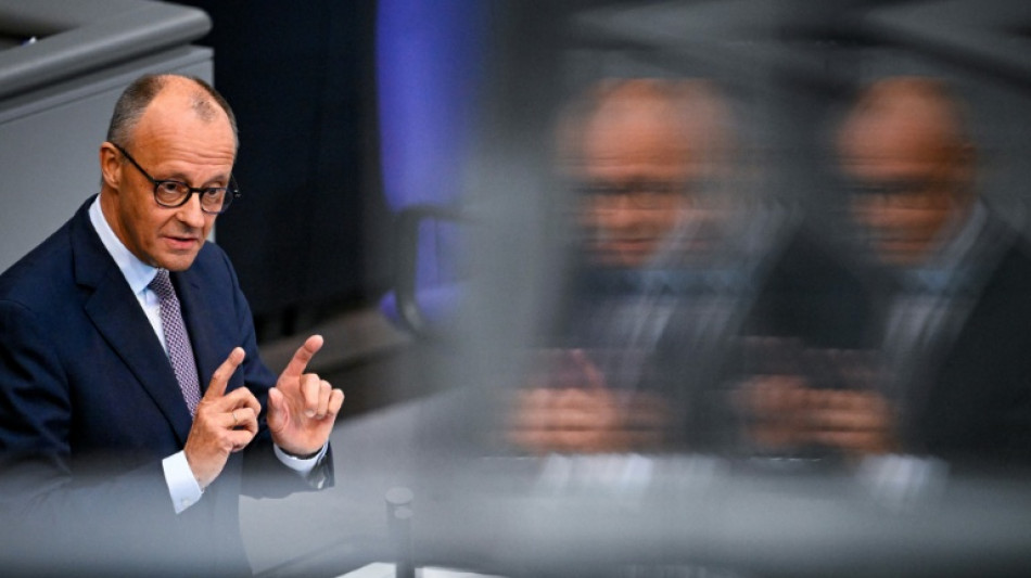 Merz fordert milit&auml;rische St&auml;rkung Europas - EU muss "Friedensmacht" werden