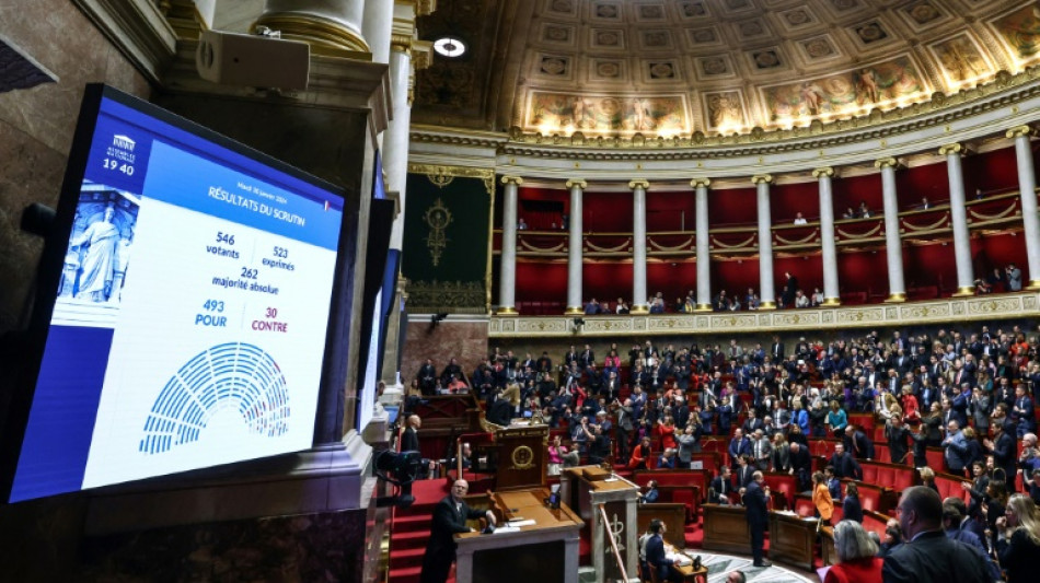 IVG dans la Constitution: l'Assembl&eacute;e, largement favorable, envoie la balle au S&eacute;nat