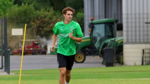 Nach Suspendierung: Neuhaus zur&uuml;ck im Profi-Training