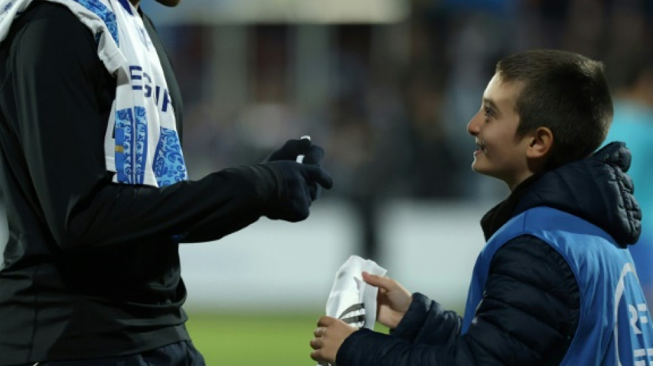 Real Madrid sobrevive contra time da 3&ordf; divis&atilde;o e vai &agrave;s oitavas da Copa do Rei