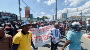 Madagascar: rassemblements pro et anti-gouvernement, tirs de gaz lacrymog&egrave;ne &agrave; Antananarivo