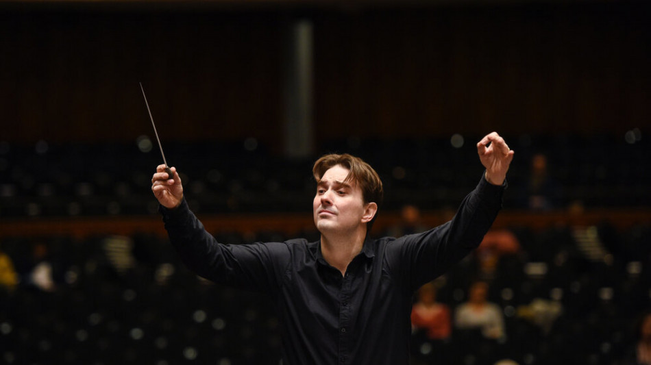 Alexander Soddy a Santa Cecilia dirige Faur&eacute; e Ravel