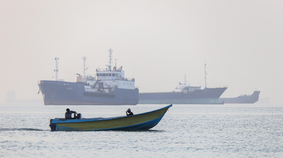 Usa, 'l'Iran non controlla Hormuz, lo Stretto &egrave; aperto'