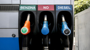 Mimit, trasmesso a Gdf elenco distributori che non hanno adeguato prezzo diesel