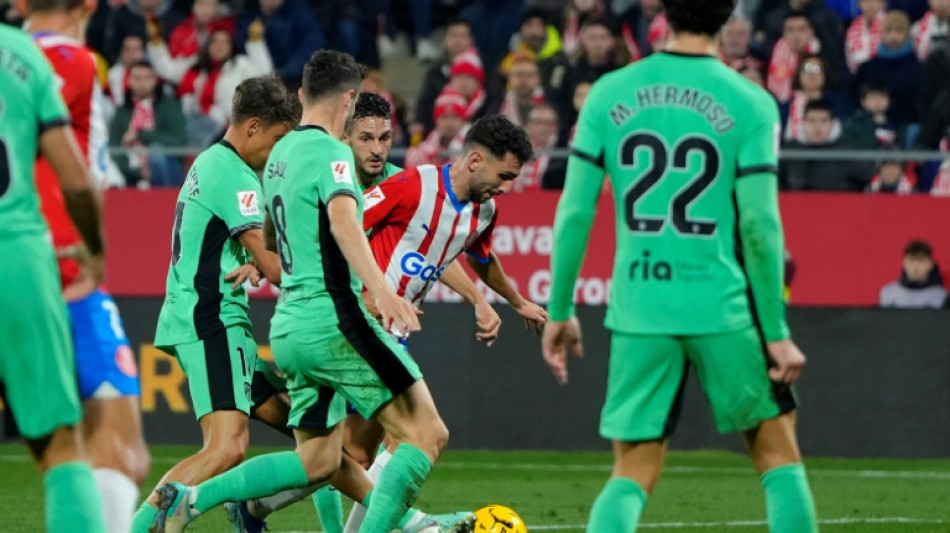 Girona vence Atl&eacute;tico nos acr&eacute;scimos (4-3) e volta a dividir lideran&ccedil;a com Real Madrid