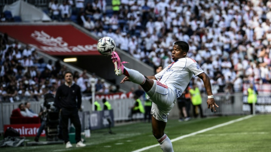 Endrick tenta coroar sua passagem pelo Lyon com classifica&ccedil;&atilde;o para Champions League