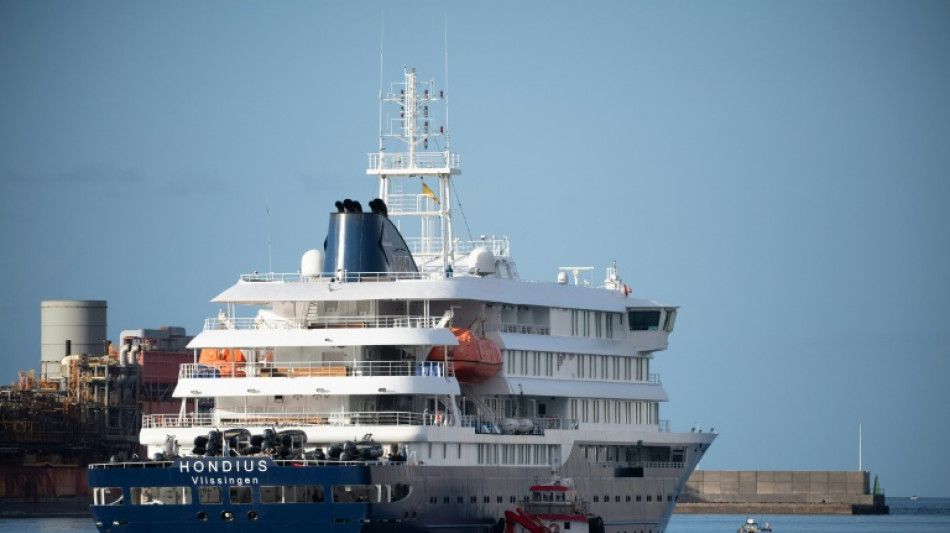 Hantavirus ship evacuees begin returning home