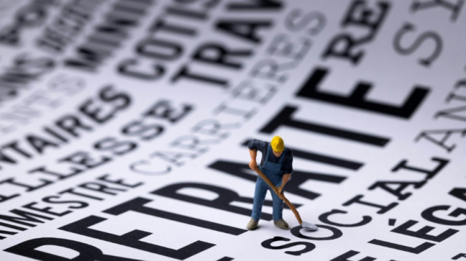 Une op&eacute;ration sauvetage dans le flou pour le "conclave" des retraites