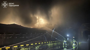 Kiev, nella notte 100 droni russi e un missile