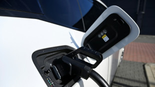 ADAC: Spontanes Laden von E-Autos an Autobahnen deutlich teurer als mit Vertrag