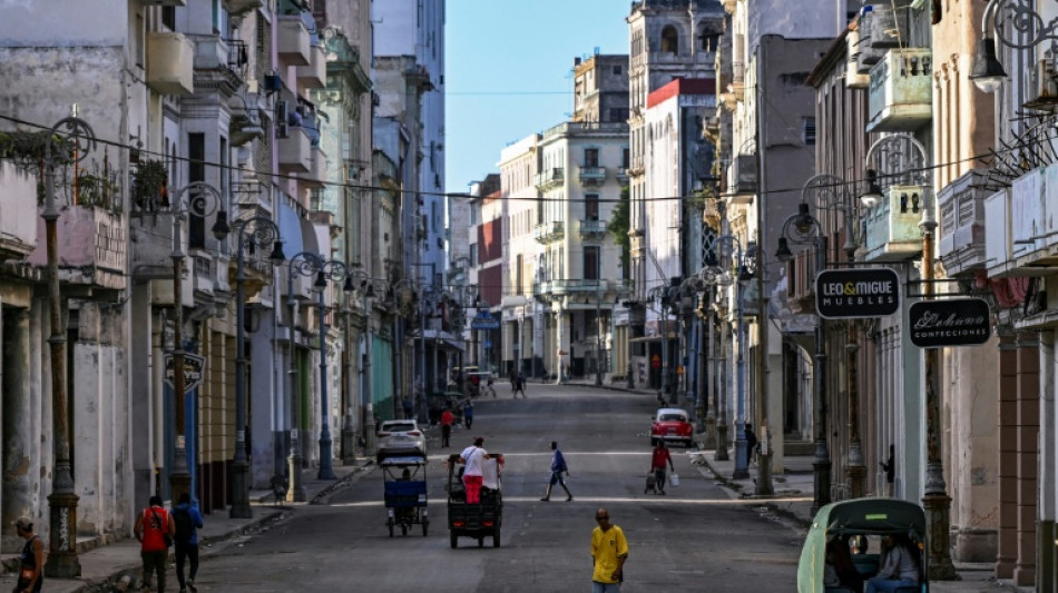 Cuba restabelece servi&ccedil;o de energia el&eacute;trica ap&oacute;s segundo apag&atilde;o em uma semana
