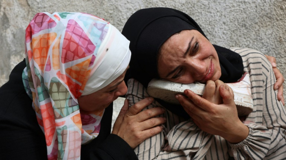 Al menos 40 muertos en Gaza en bombardeos israelíes, según la agencia de defensa civil