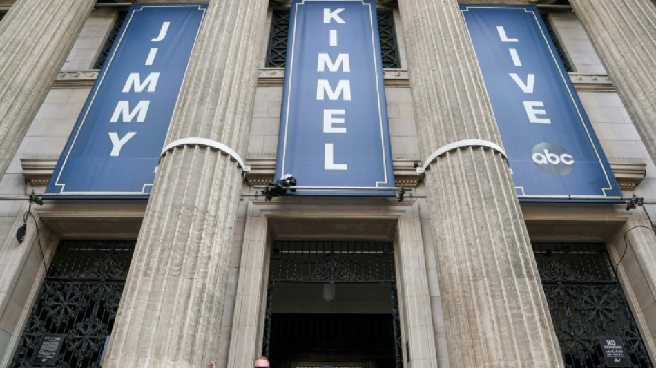 Nos EUA, direita comemora e esquerda se indigna ap&oacute;s suspens&atilde;o de Jimmy Kimmel