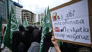 Caricature en Turquie: les quatre membres du magazine en d&eacute;tention