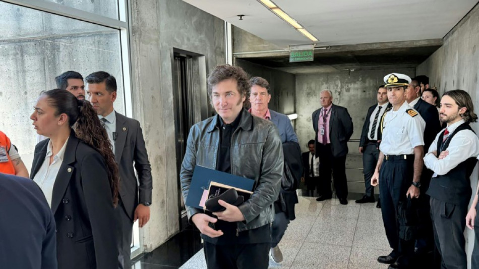 Presidente argentino Milei defender&aacute; suas medidas ultraliberais em Davos 'contaminada'