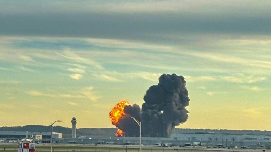 UPS suspende vuelos de sus aviones de carga MD-11 tras accidente en Kentucky