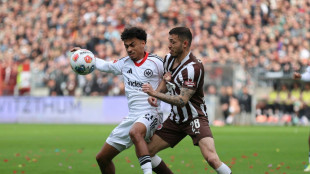 Kein Sieger am Millerntor: Frankfurt ausw&auml;rts weiter blass