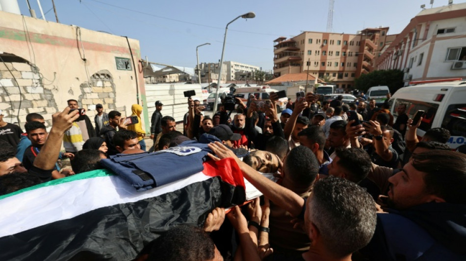 Defesa Civil registra 28 mortos em ataques perto de hospital em Gaza