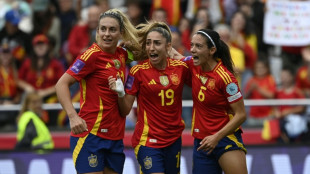 Espa&ntilde;a arranca en Par&iacute;s la defensa del codiciado trono del f&uacute;tbol femenino