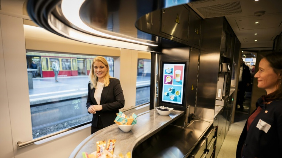 Bahn will mehr Reinigungs- und Wartungspersonal in ICE-Z&uuml;gen einsetzen