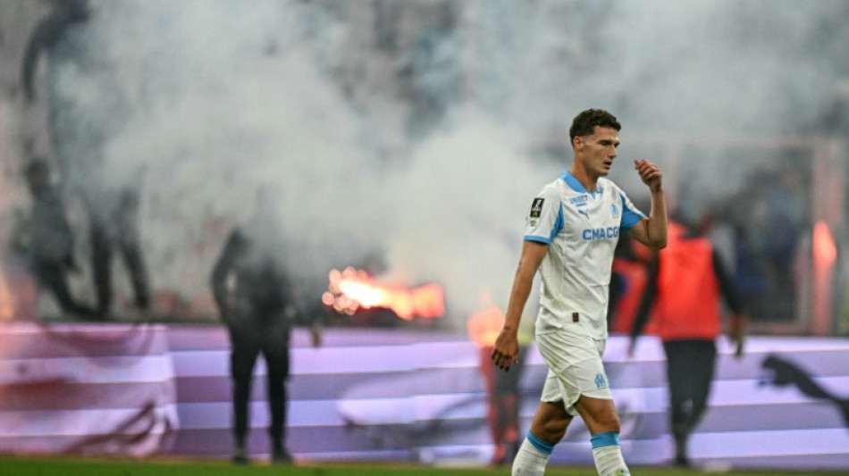 Benjamin Pavard confirma sa&iacute;da do Olympique de Marselha
