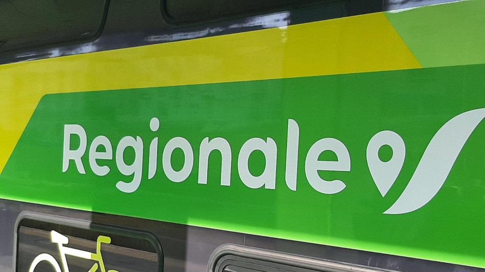 Fitto, 'ferrovia centrale per garantire il diritto a restare in Ue'