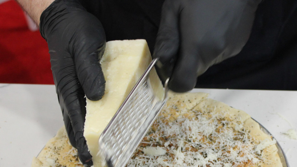 La pizza &egrave; sempre pi&ugrave; salata, in sei anni +18,3%