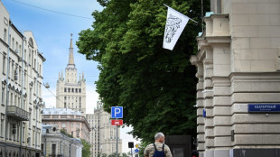 Esperança e dúvidas no Afeganistão após o reconhecimento do governo talibã por parte da Rússia