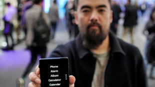 Desconex&atilde;o e privacidade: celulares at&iacute;picos se destacam no Congresso Mundial de Telefonia