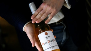 Droits de douane: la filière des vins et spiritueux français appelle à "poursuivre les négociations"