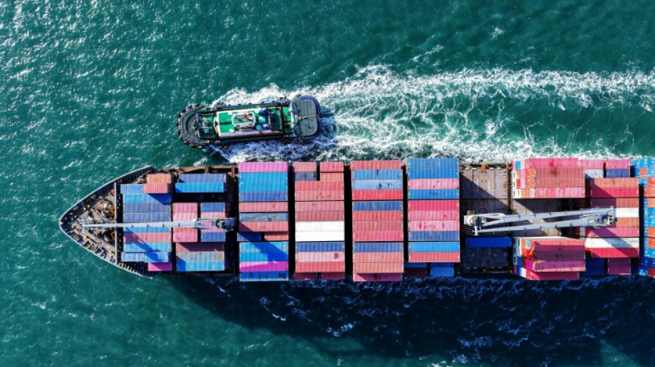 UN shipping body approves global carbon pricing system