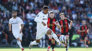 Newcastle sign Ramsey from Aston Villa