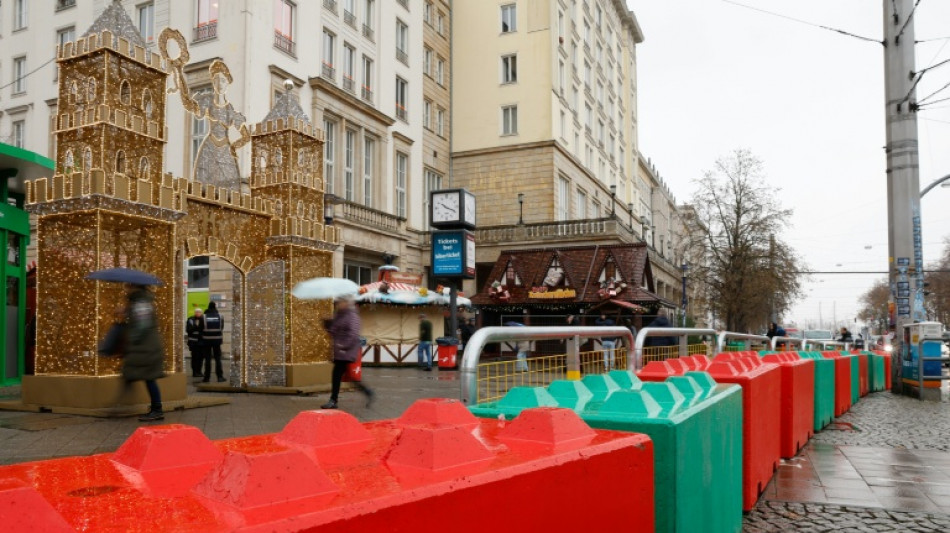 "Une forteresse": un an après l'attentat, marché de Noël sous haute sécurité à Magdebourg